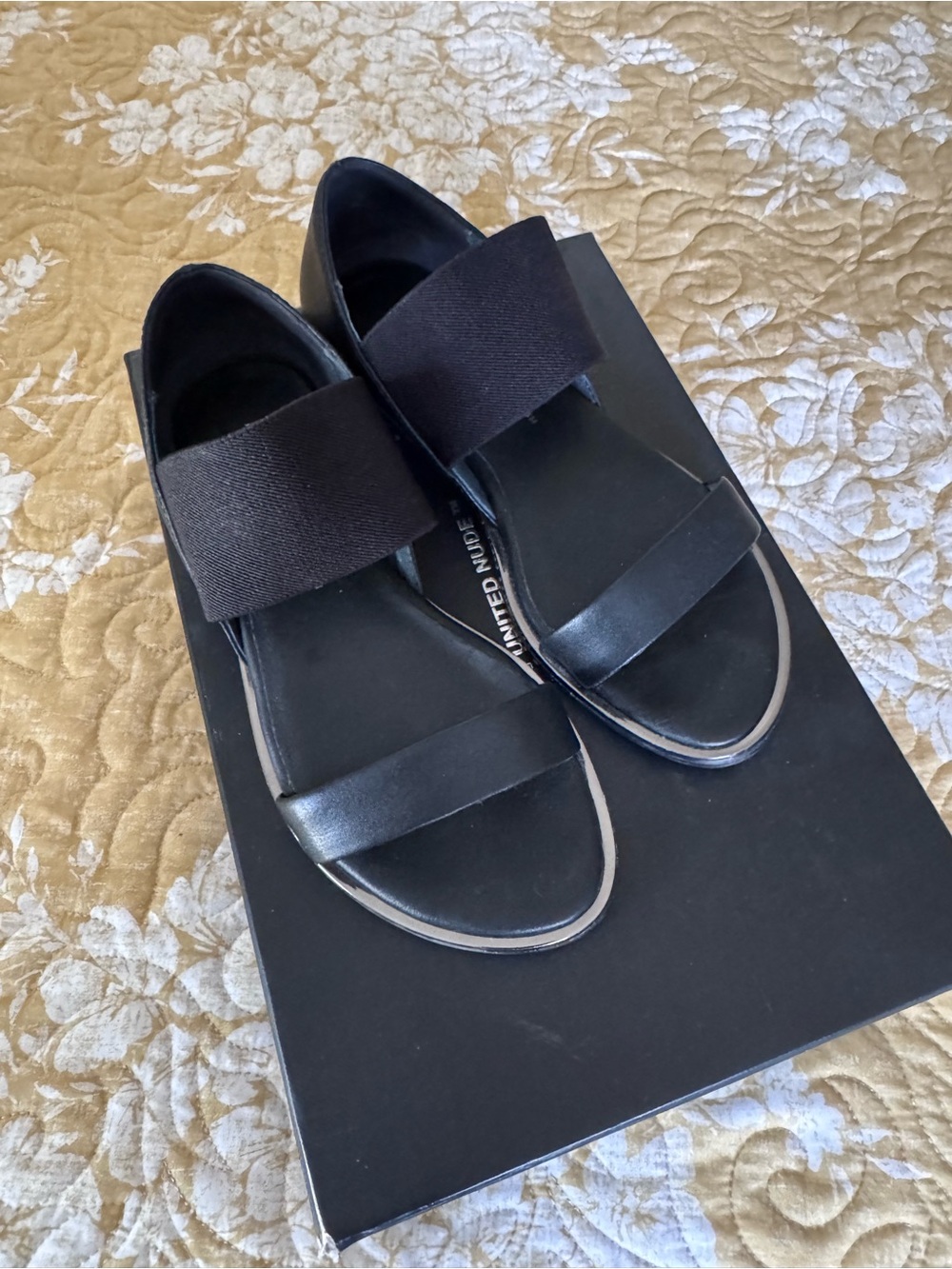Stylish Flat Sandals